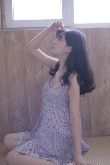 少女洛荷